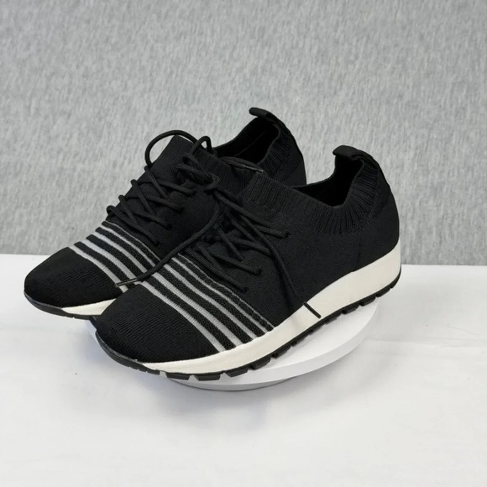 Bernie Mev New York Black Silver Striped Knit‎ Lace Up Platform Sneakers 6.5